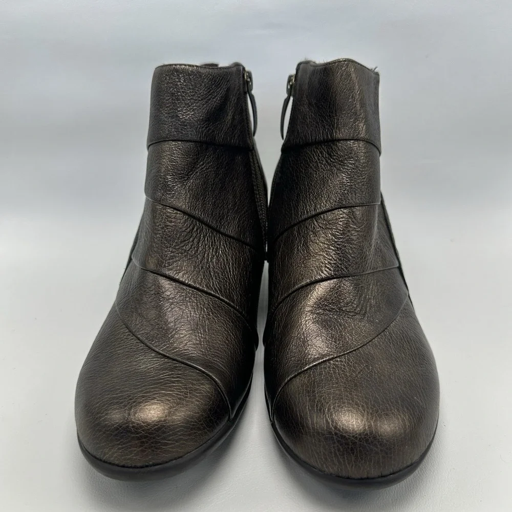 Earth Hope‎ Booties Bronze Size 10 B New Side Zip